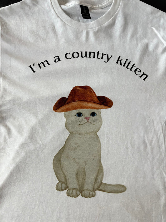 “I’m a country kitten” T-Shirt